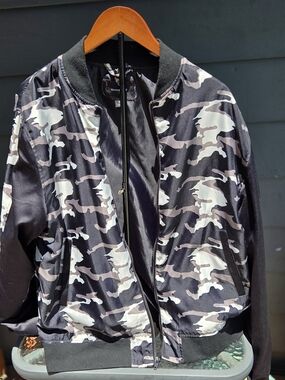 Adam Levine Collection Black & Gray Camo Bomber Jacket